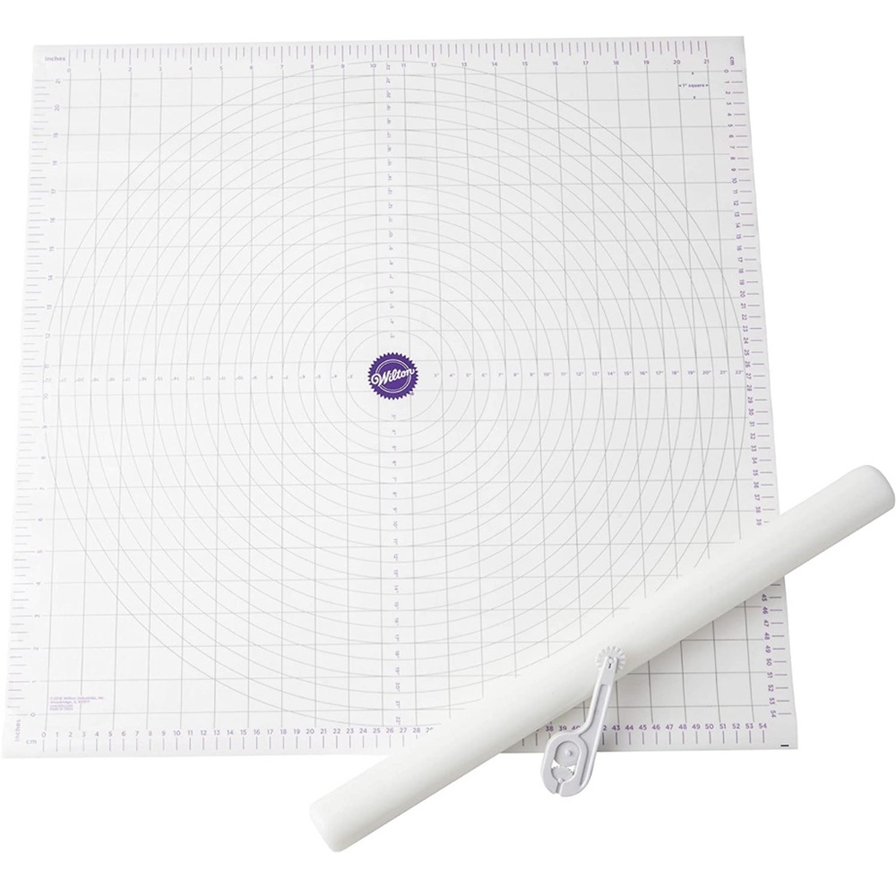 Wilton Cutter and Mat Fondant Tool Set